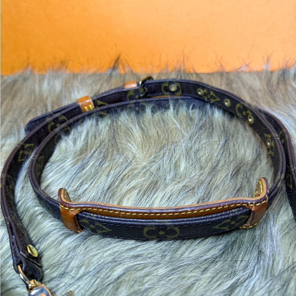 Louis Vuitton Brown Vintage Monogram strap - Picture 6 of 10